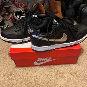 Nike dunk low